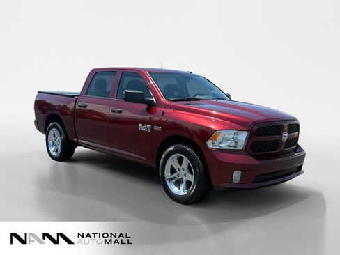Used 2018 RAM 1500 Express w/ Express Value Package RWD image 7