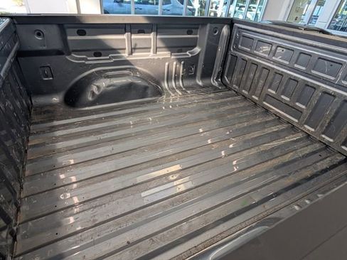 Used 2022 Chevrolet Colorado Z71 w/ Safety Package image 11