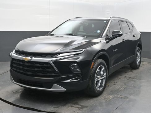 Used 2023 Chevrolet Blazer LT w/ Convenience Package image 4