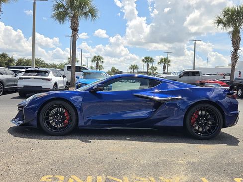 New 2027 Chevrolet Corvette Z06 RWD image 3