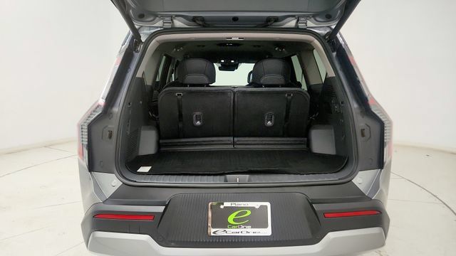 Used 2024 Kia EV9 Light Long Range RWD image 29
