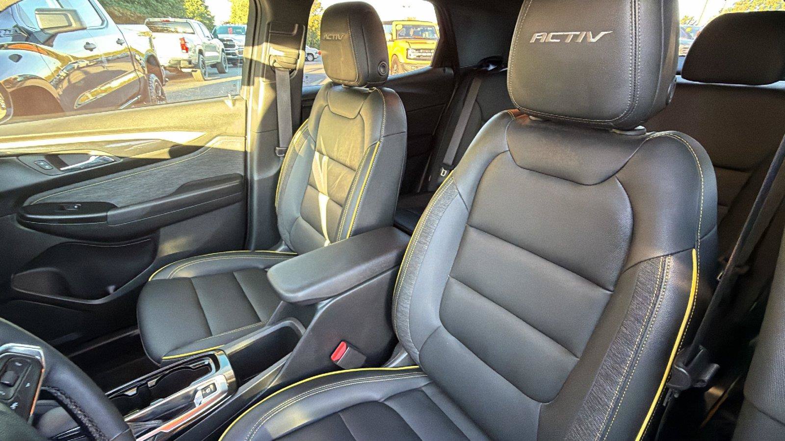 Used 2024 Chevrolet TrailBlazer ACTIV w/ Driver Confidence Package FWD image 4