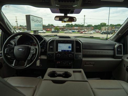 Used 2021 Ford F250 XL w/ Power Equipment Group AWD/4WD image 14