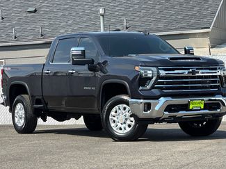 Used 2024 Chevrolet Silverado 2500 LTZ video 2