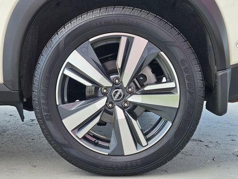 Used 2023 Nissan Rogue Platinum w/ Platinum Premium Package image 29