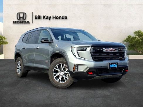 Used 2026 GMC Acadia AT4 w/ Luxury Package AWD/4WD image 5