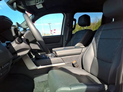 Certified 2025 Toyota Tundra Limited image 14