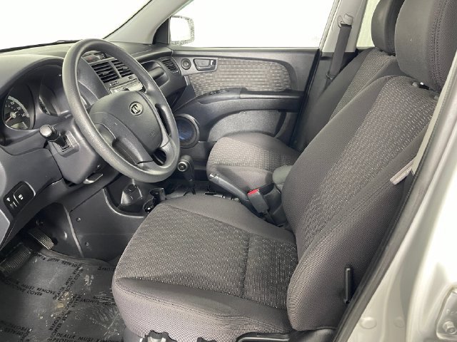 Used 2008 Kia Sportage LX FWD image 2