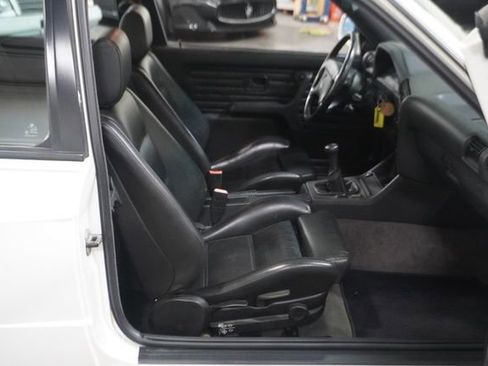 Used 1991 BMW M3 Coupe image 29