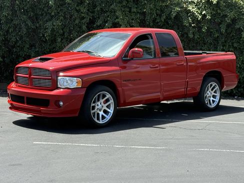 Used 2005 Dodge Ram 1500 Truck 2WD Quad Cab image 4