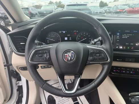 Used 2023 Buick Envision Avenir image 20