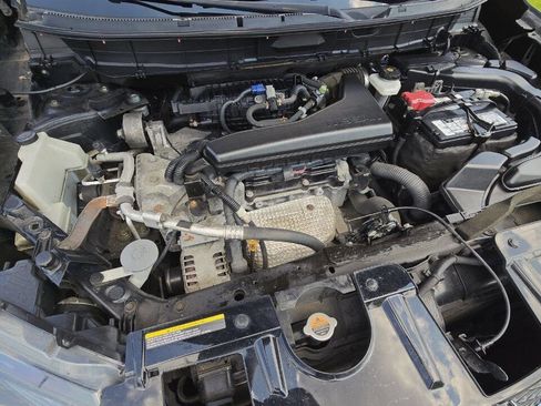 Used 2016 Nissan Rogue SL image 27