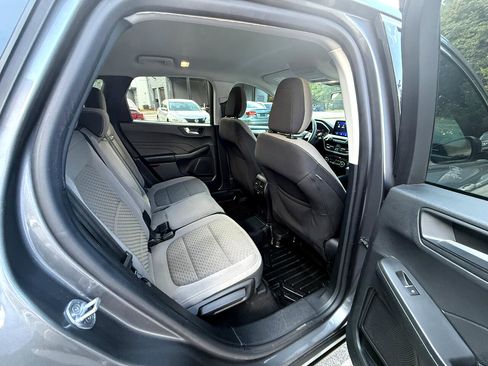 Used 2021 Ford Escape SE w/ Convenience Package image 12