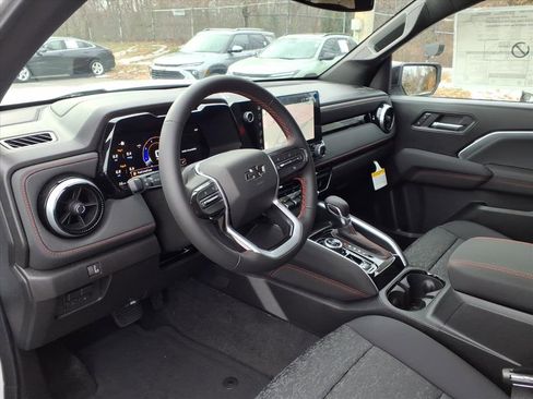 New 2026 Chevrolet Colorado Z71 w/ Technology Package image 12