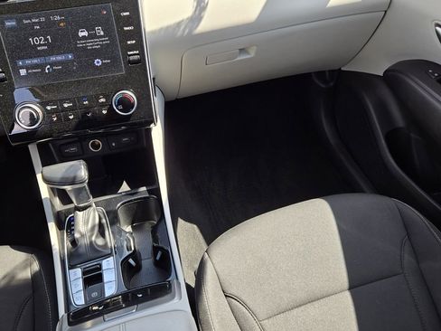 Used 2023 Hyundai Tucson SEL image 16