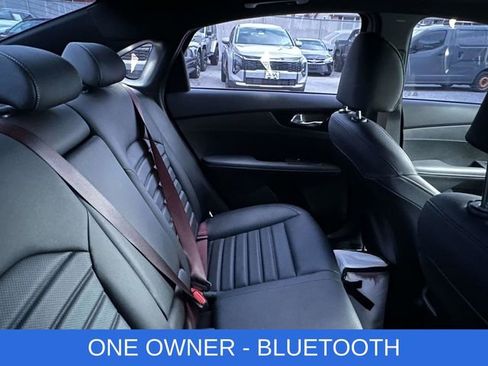 Used 2024 Kia Forte GT-Line w/ GT-Line Premium Package FWD image 3