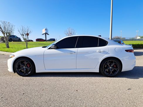 Used 2021 Alfa Romeo Giulia Ti Sport image 8