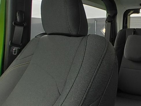 Used 2026 Jeep Wrangler Sport AWD/4WD image 9
