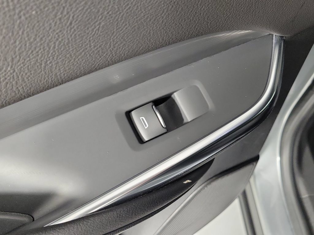 Certified 2025 Cadillac XT4 Premium Luxury FWD image 13