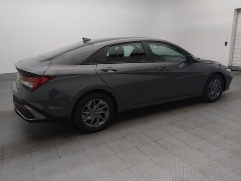 Used 2025 Hyundai Elantra Hybrid FWD image 10