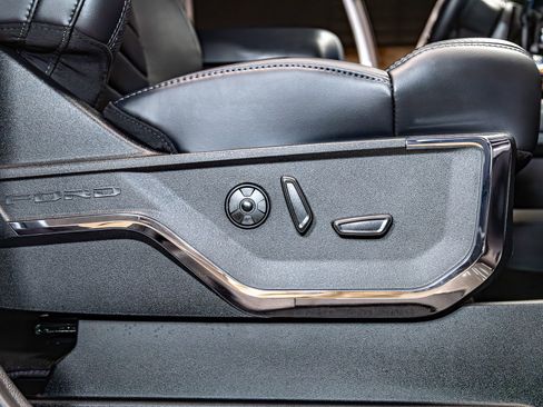 Used 2026 Ford F250 Platinum image 25