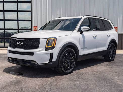Used 2022 Kia Telluride SX w/ Nightfall Edition Package AWD/4WD image 1