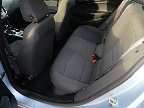 Used 2017 Chevrolet Cruze LS image 20