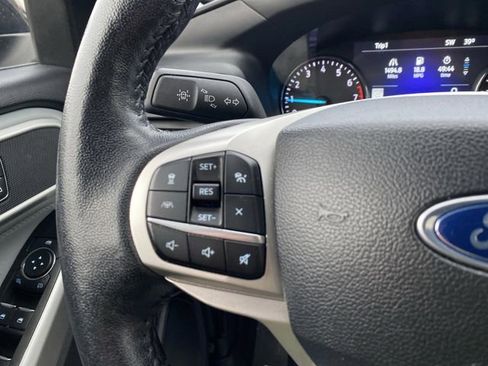 Used 2022 Ford Explorer XLT w/ Equipment Group 202A image 26