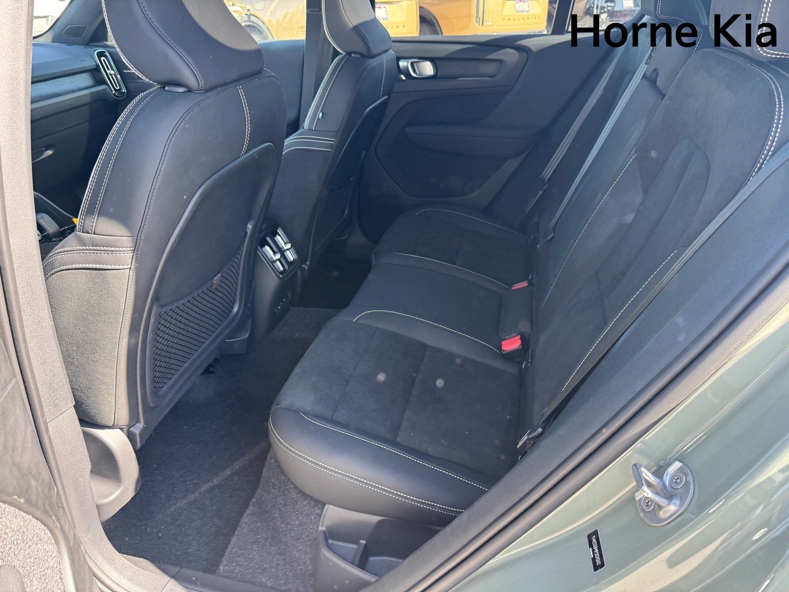 Used 2023 Volvo C40 P8 Recharge Ultimate AWD/4WD image 12