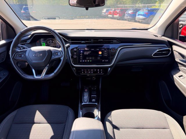 Used 2023 Chevrolet Bolt EUV LT w/ Comfort Package FWD image 21