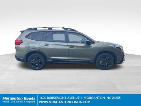 Used 2024 Subaru Ascent Onyx Edition image 10