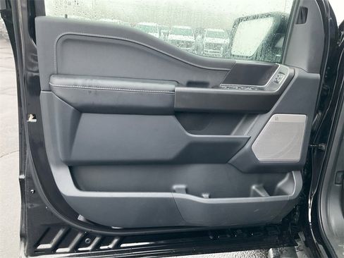 New 2025 Ford F150 Lariat w/ Equipment Group 501A Mid image 17