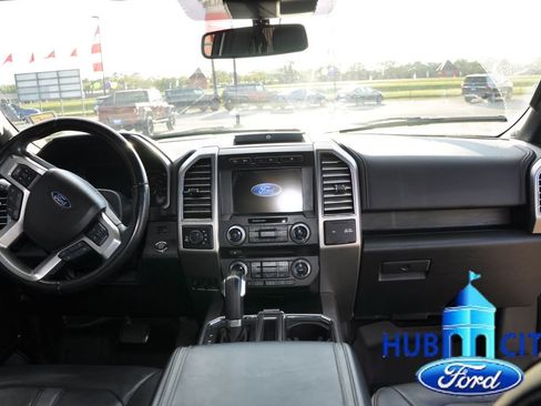 Used 2018 Ford F150 Platinum w/ Equipment Group 701A Luxury image 18