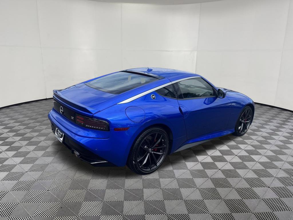 Used 2025 Nissan Z Performance w/ Floor Mat Package RWD image 6
