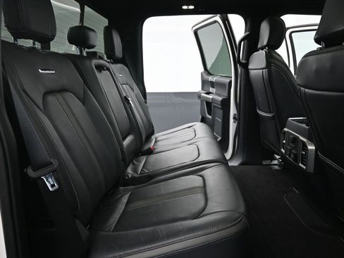 Used 2022 Ford F450 Platinum w/ FX4 Off-Road Package image 12