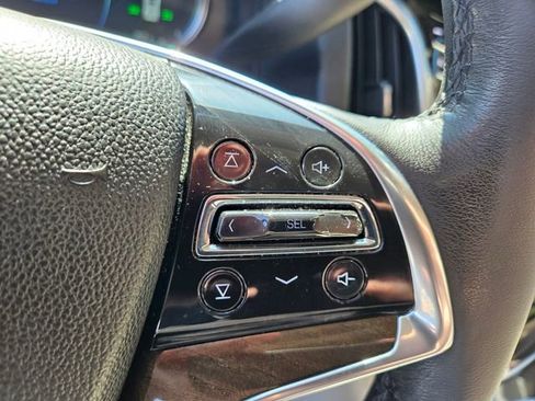 Used 2020 Cadillac Escalade Premium Luxury AWD/4WD image 25