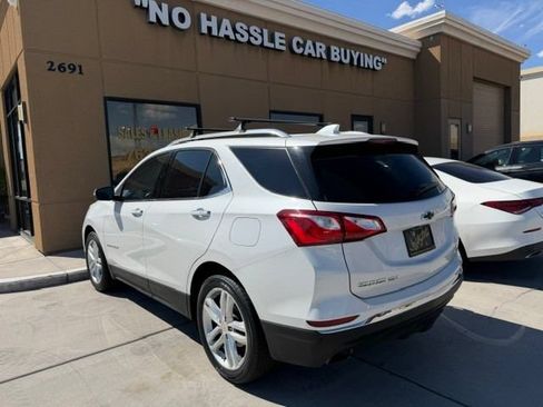Used 2018 Chevrolet Equinox Premier FWD image 2