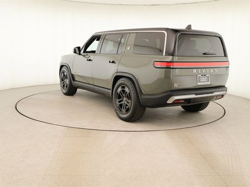 Used 2022 Rivian R1S Launch Edition image 4