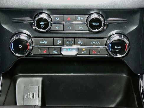 New 2026 Ford F150 XLT w/ Equipment Group 302A MID AWD/4WD image 12
