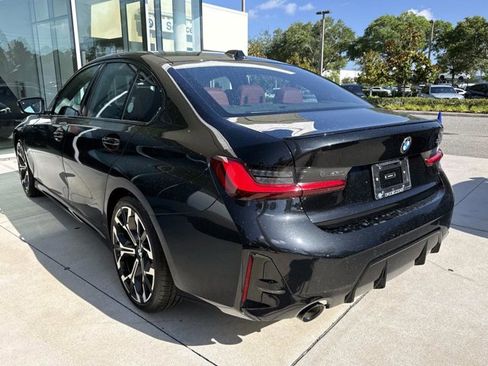 Used 2026 BMW 330i Sedan w/ M Sport Package RWD image 5