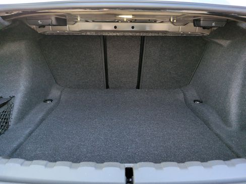 Certified 2025 BMW 230i Coupe RWD image 38