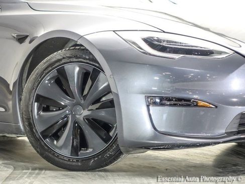 Used 2022 Tesla Model S image 3