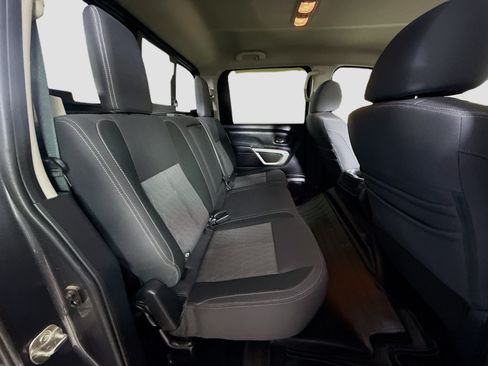 Used 2021 Nissan Titan SV w/ SV Convenience Package AWD/4WD image 27