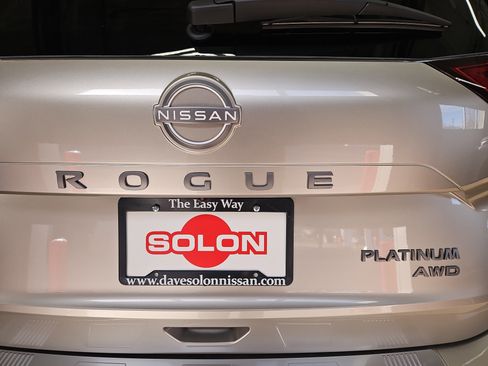New 2026 Nissan Rogue Platinum w/ Platinum Premium Package AWD/4WD image 24
