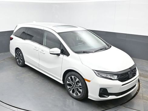 New 2026 Honda Odyssey Elite image 13