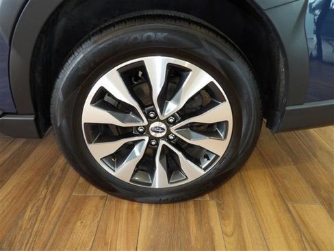 Used 2023 Subaru Outback Limited w/ Tech Package 2 image 9