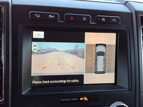 Used 2021 Ford Expedition Limited image 22