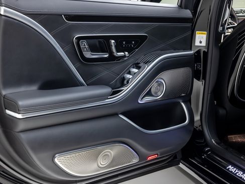 Used 2024 Mercedes-Benz Maybach S 680 4MATIC image 83