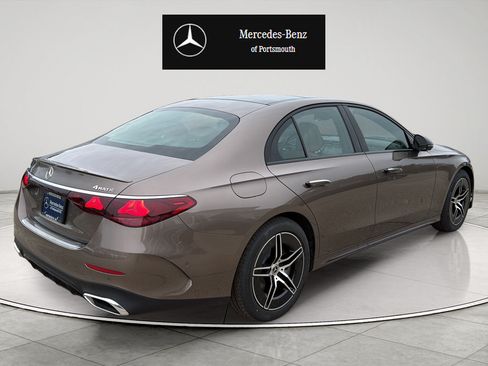 New 2026 Mercedes-Benz E 450 4MATIC Sedan image 5