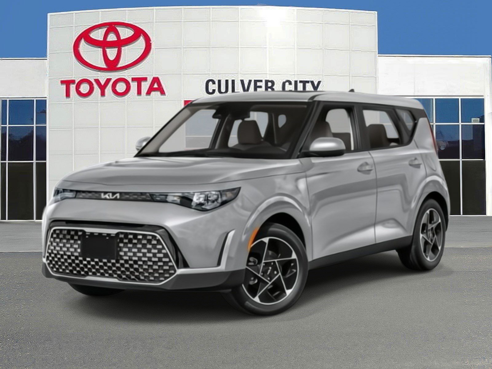 Used 2023 Kia Soul EX FWD image 1